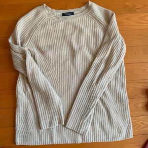 Beige cashmere cozy sweater